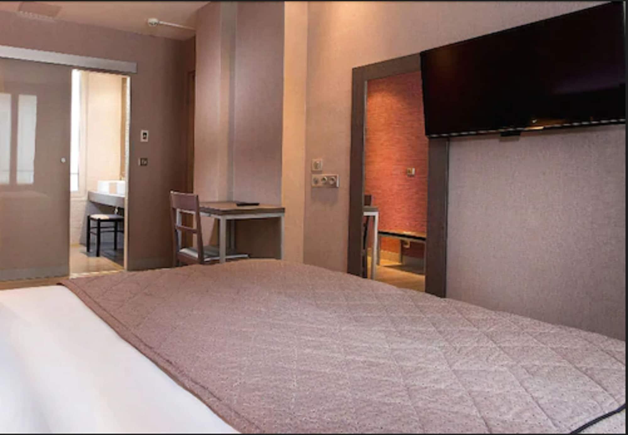 Hotel Des Pavillons Париж Екстериор снимка