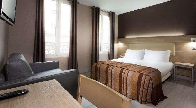 Hotel Des Pavillons Париж Стая снимка