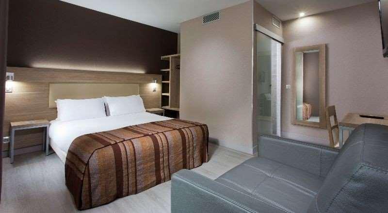 Hotel Des Pavillons Париж Стая снимка
